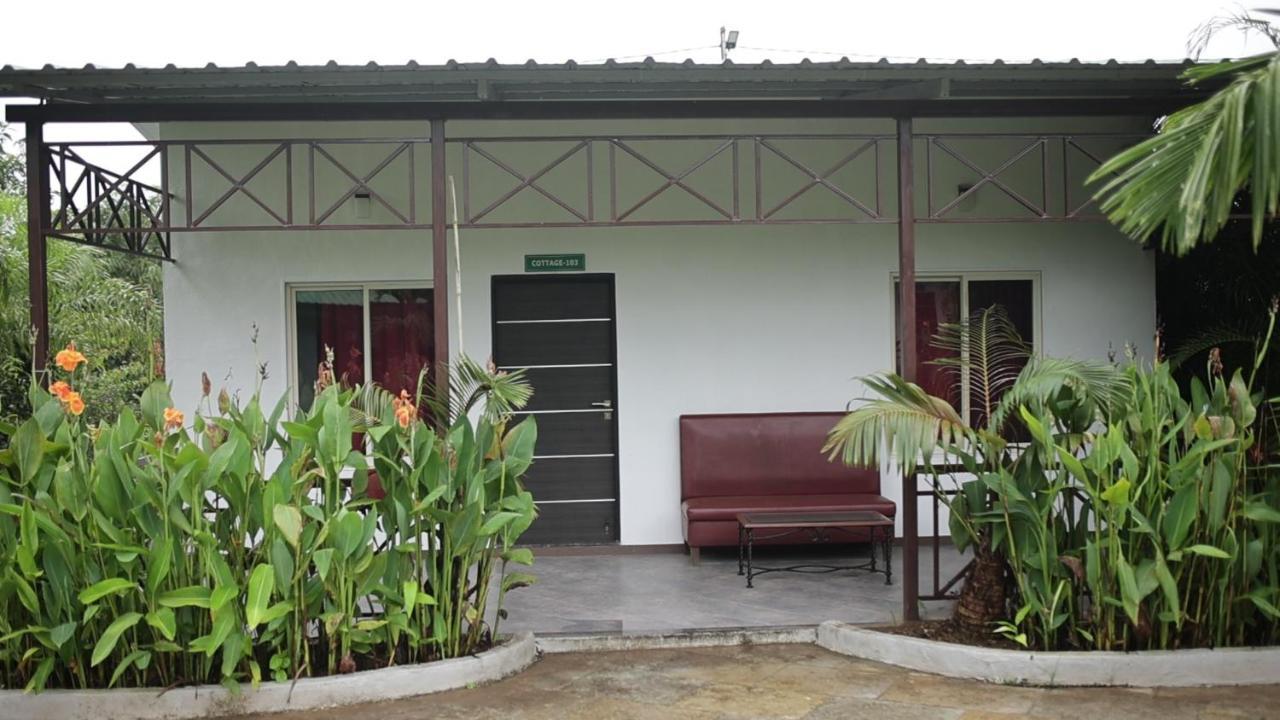 Elitehotels And Resorts Pvt Ltd Alībāg Buitenkant foto